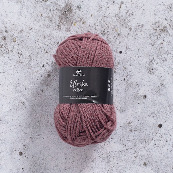 Ulrika Reflex Garn Ullmiks 50 g Plommerosa Svarta Fåret