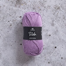 Tilda Garn Bomullsmix 50 g lila 62 Svarta Fåret