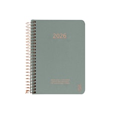 Kalender A6 2026 Vecka Per Uppslag Aloe Vera KOZO