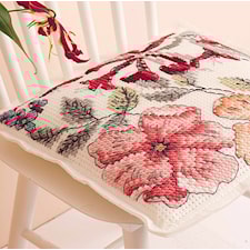 Broderi Kudde i filt med stansade hål set 42 x 42 cm