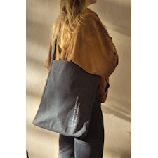 Astrid Lindgren Tote bag - Black