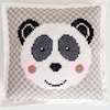 Broderi Kudde i filt med stansade hål Panda set 42 x 42 cm