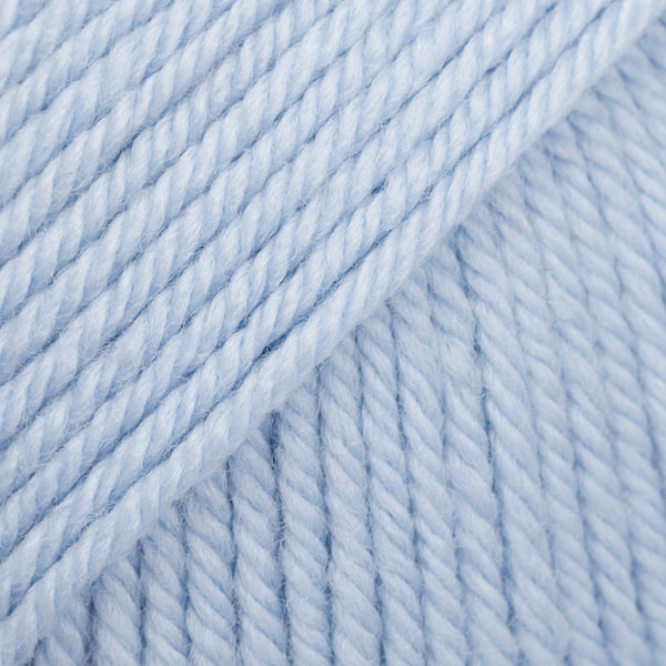 Daisy Uni Colour Ullgarn 50 g light blue (10) Drops