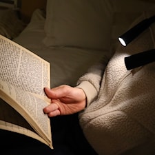 Hands-free Booklight Kikkerland