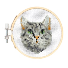 Kirjontapaketti Mini Ristipistotyö Kissa Kikkerland