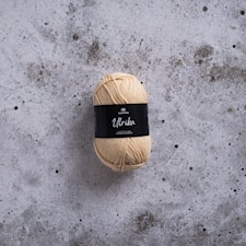 Ulrika Ullgarn 50 g Blek mandel Svarta Fåret